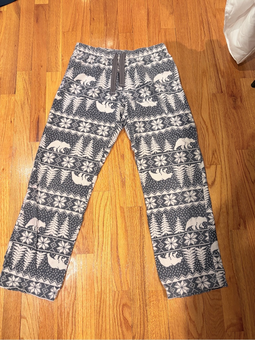 Old Navy Gray and White Patterned Top